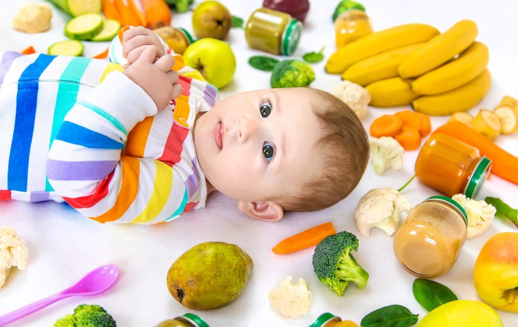 Niemowle z rozszerzoną dietą